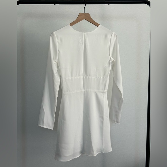 Resa Willa Mini Dress - Picture 3 of 4